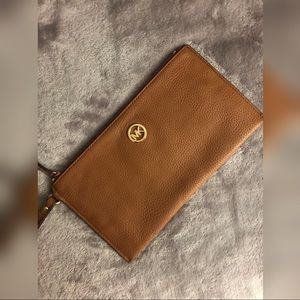 Michael Kors Wristlet
